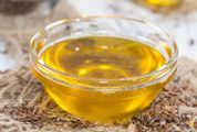 亞麻籽油廠家：亞麻籽油怎樣食用最好？